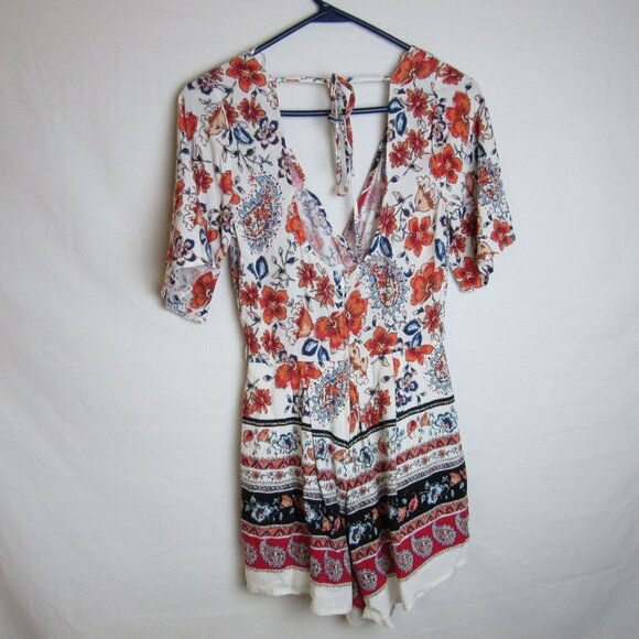 Francesca's Blue Rain Red Floral V Neck Romper XXS NEW - Picture 5 of 8